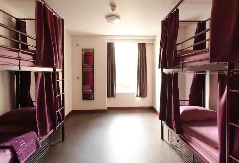 חדר סטנדרט לארבעה, Safestay London Elephant & Castle