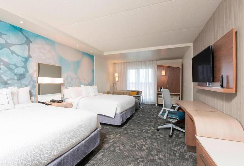 Номер Стандартный Кровать Куин, Courtyard By Marriott Holland Downtown