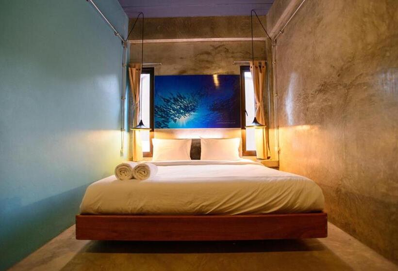 Стандартный Номер Кровать Кинг, Seabox Khaolak Hostel