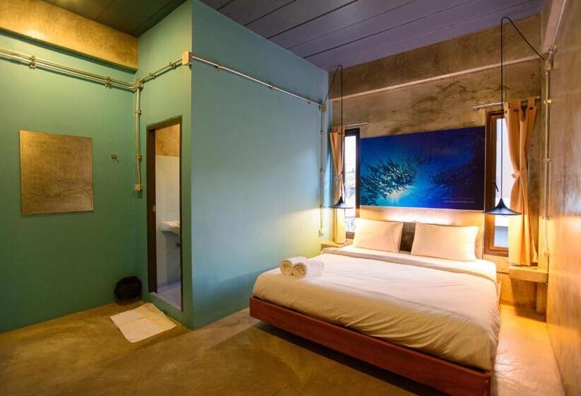 Стандартный Номер Кровать Кинг, Seabox Khaolak Hostel