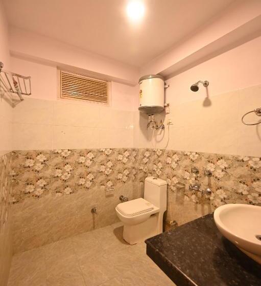 스탠다드 룸 킹사이즈 침대, Krishana Cottage By Nirvana Hills A Pure Veg 86290    57745