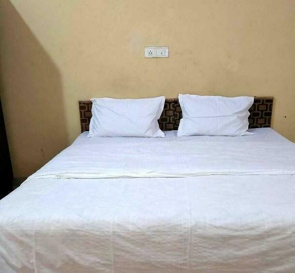 اتاق کلاسیک سه تخته, 81157g Amy Inn