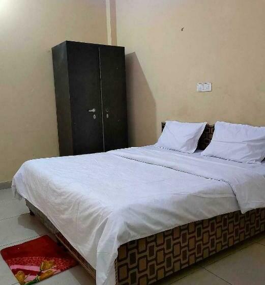 اتاق کلاسیک سه تخته, 81157g Amy Inn