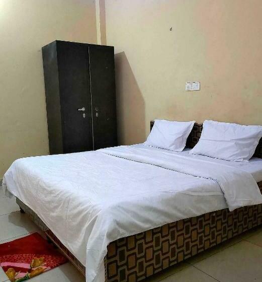 اتاق کلاسیک سه تخته, 81157g Amy Inn