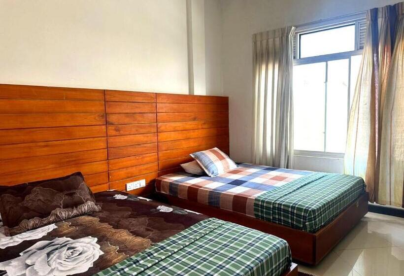 اتاق اکونومی, White Block Hotel & Resturant