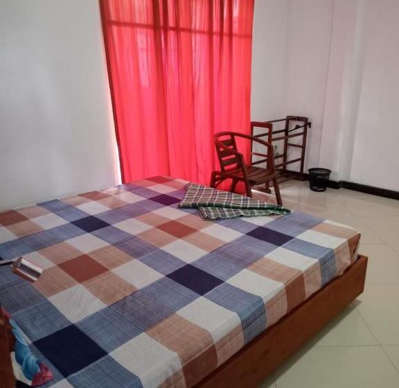 اتاق اکونومی, White Block Hotel & Resturant