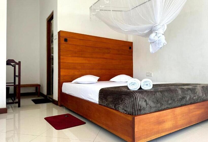 اتاق لوکس, White Block Hotel & Resturant