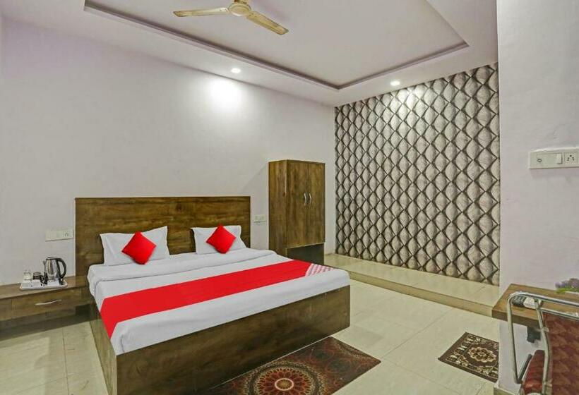 Трехместный Номер Классика, Oyo Flagship 81084 The Nandan Inn