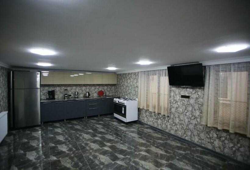اتاق استاندارد با سرویس بهداشتی مشترک, Guest House Nikola