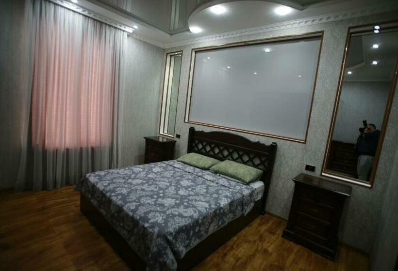 اتاق استاندارد با سرویس بهداشتی مشترک, Guest House Nikola