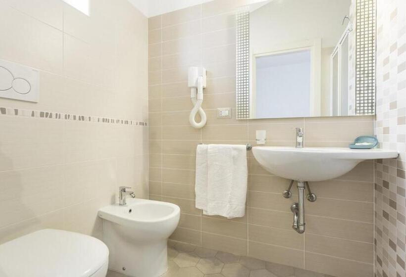 Четырехместный Номер Стандарт, Room And Breakfast Da Laura