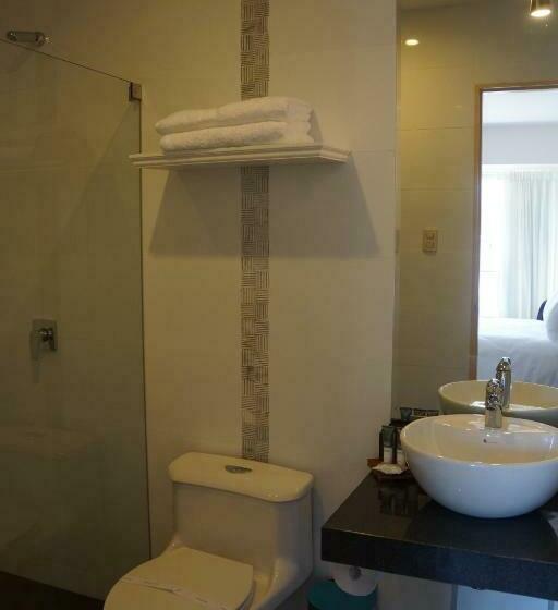 سوئیت با بالکن, Atrium Miraflores