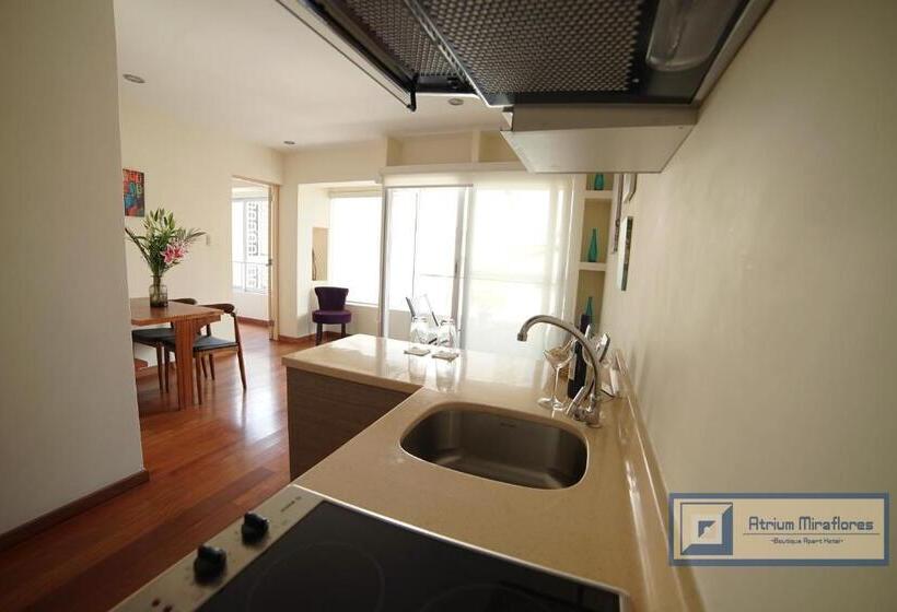 سوئیت با بالکن, Atrium Miraflores