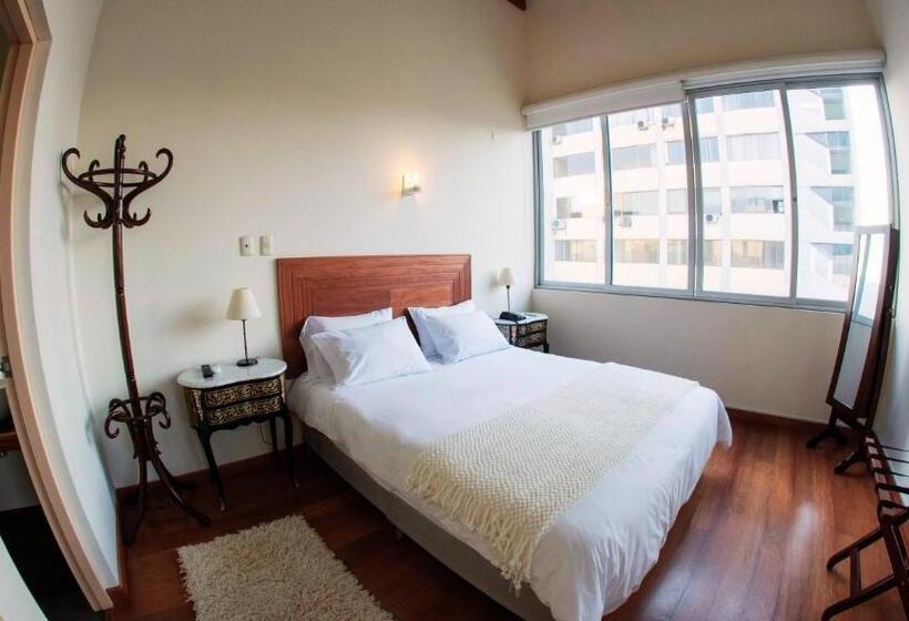 سوئیت پریمیوم, Atrium Miraflores