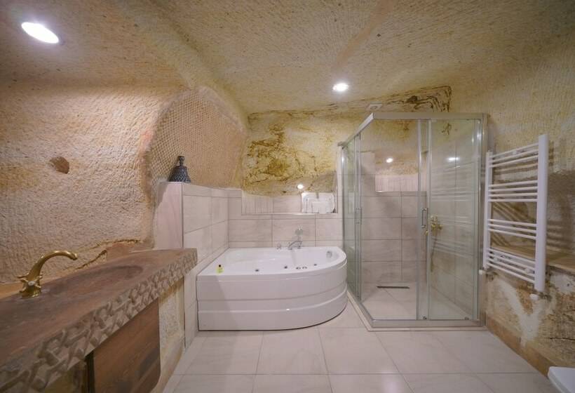Номер Superior, Fairyland Cave