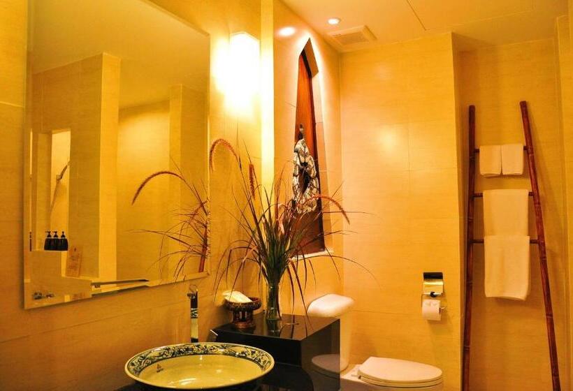 Номер Superior, Navatara Phuket Resort   Sha Extra Plus