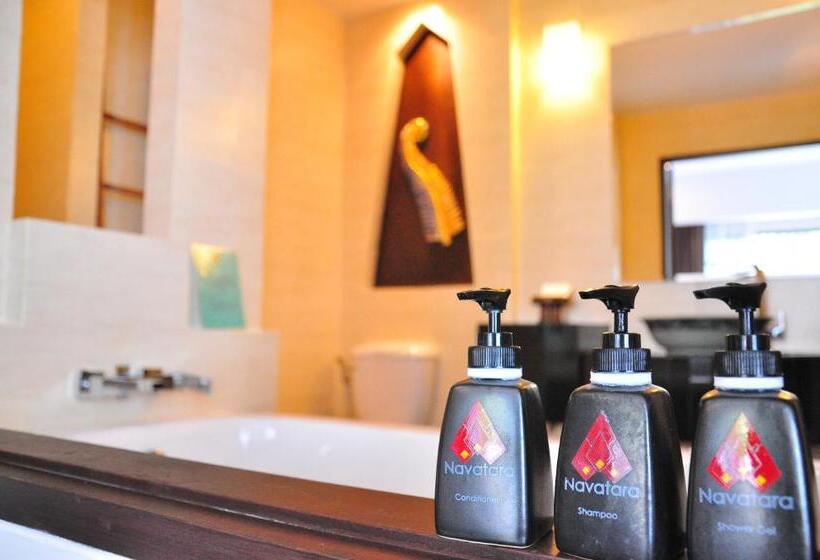 Номер Deluxe, Navatara Phuket Resort   Sha Extra Plus