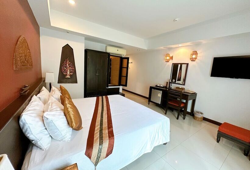 Номер Superior, Navatara Phuket Resort   Sha Extra Plus