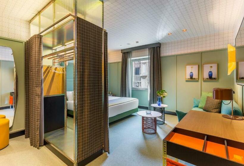 اتاق لوکس, Room Mate Giulia