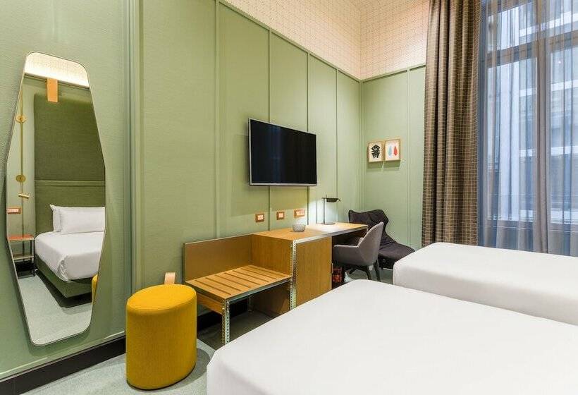 اتاق استاندارد, Room Mate Giulia