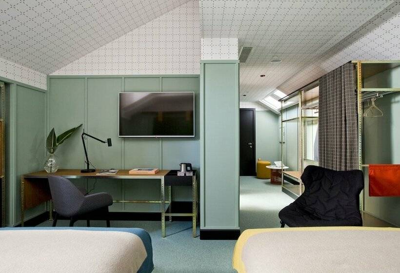 اتاق لوکس, Room Mate Giulia