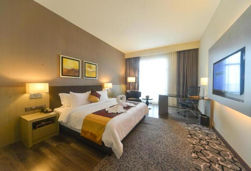 اتاق لوکس با تخت بزرگ, The Light Hotel Penang