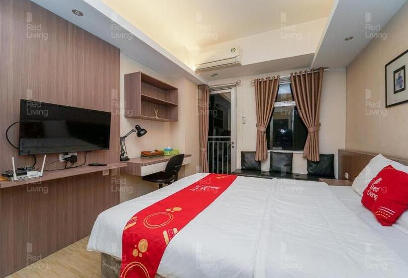 Студия Deluxe, Redliving Apartemen Easton Park Jatinangor   Azhimah Rooms