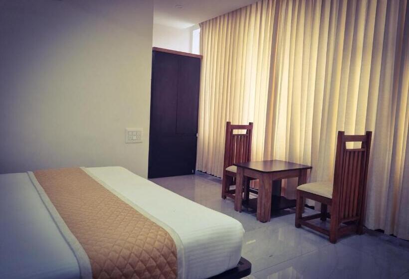标准间, Sadanand S Highway Inn, Tumkur