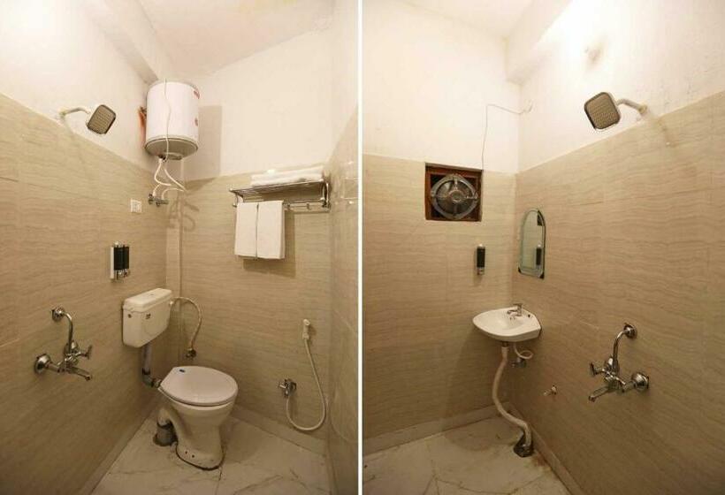 Трехместный Номер Классика, Flagship Hotel New Noida Empire