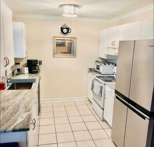 ファミリールーム, Cheerful Home With Two Bedrooms