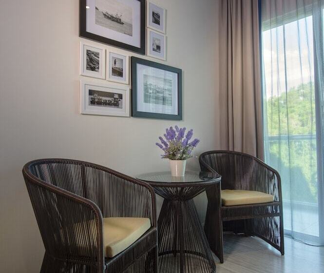 Люкс 3 Спальни, Mercure Kota Kinabalu City Centre