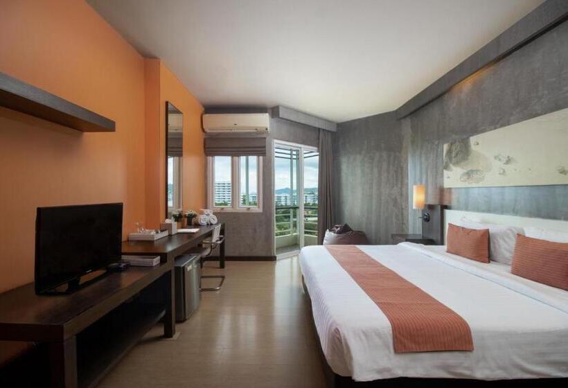 Standard Room with Balcony, Silathip Huahin Serviced Apartment &