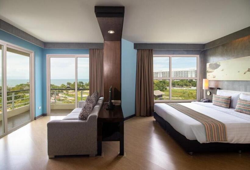 סוויטת ג'וניור עם טרסה, Silathip Huahin Serviced Apartment &