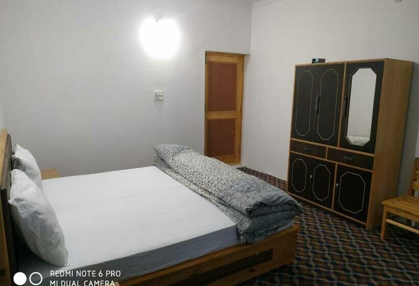 Семейный Номер, Otsal Guest House Nubra
