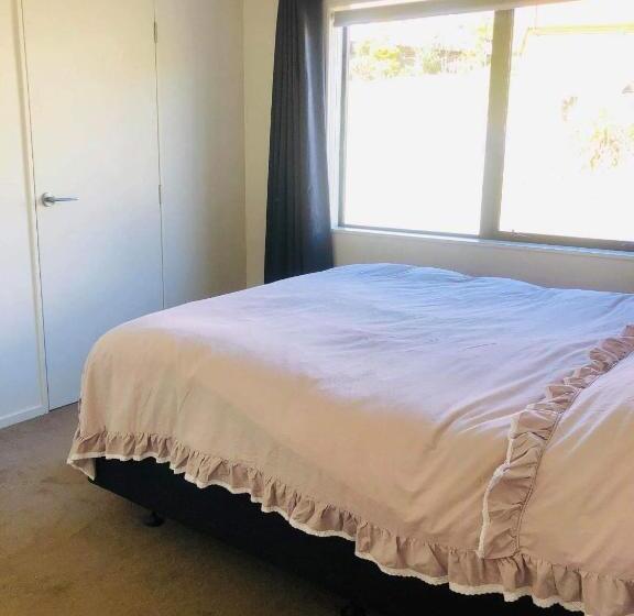 Номер Стандарт, Mangawhai Room And Studio