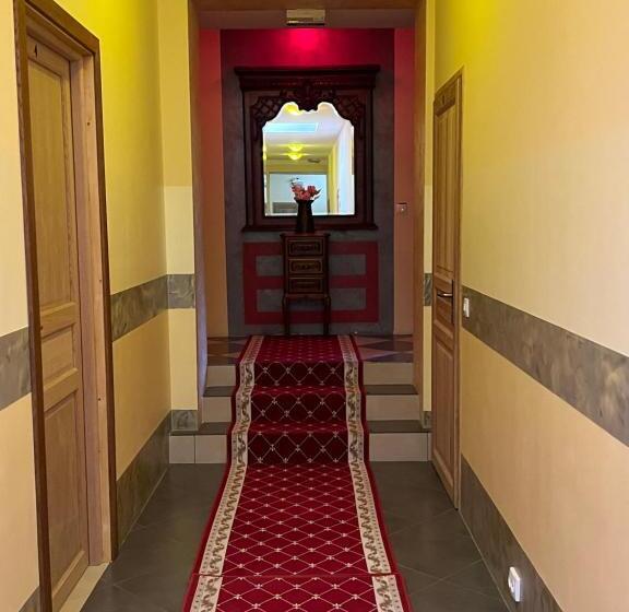 Номер Стандарт Вид на Сад, Château De Crènille