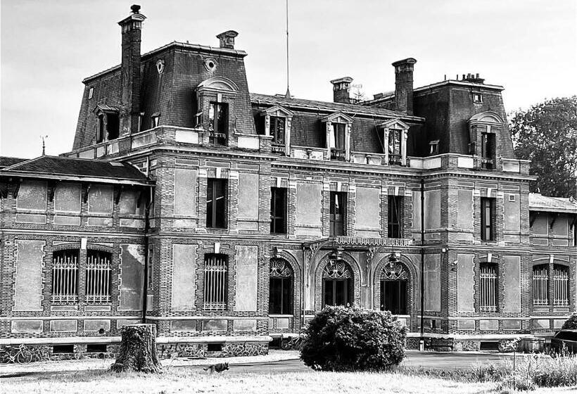Четырехместный Номер Deluxe, Château De Crènille