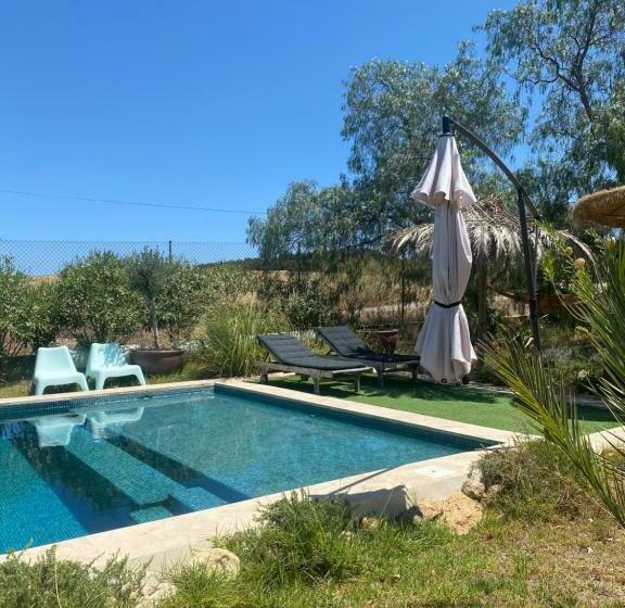 Вилла 1 Спальня Вид на Сад, Villa Entre Mer Et Montagne
