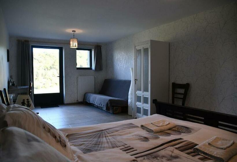 Номер Стандарт Трехместный, B&b Angueur
