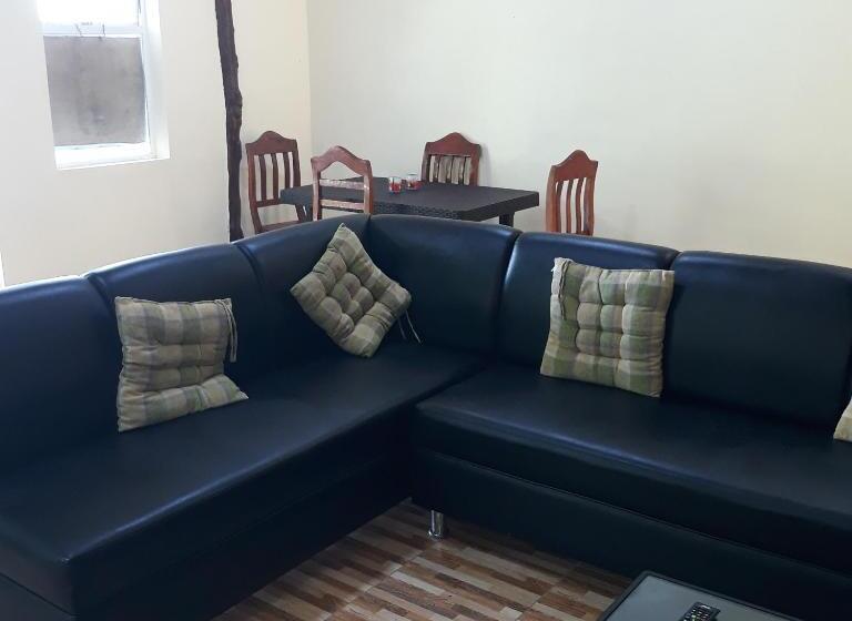 اتاق لوکس خانوادگی, Whitesands Beach Resort