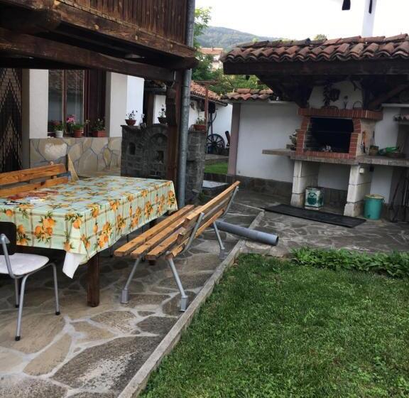 Дом 3 Спальни, Dyadovata Kashta