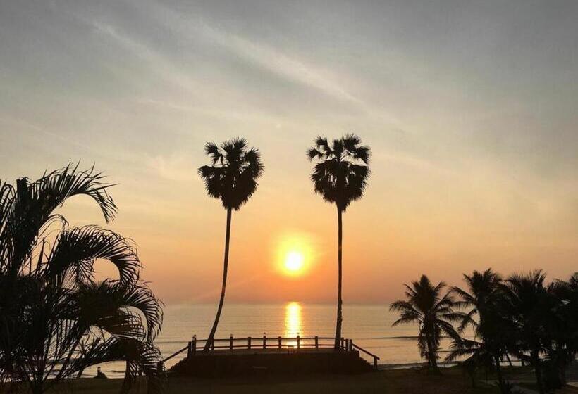 Номер Стандарт, Bansaithong Beach Resort