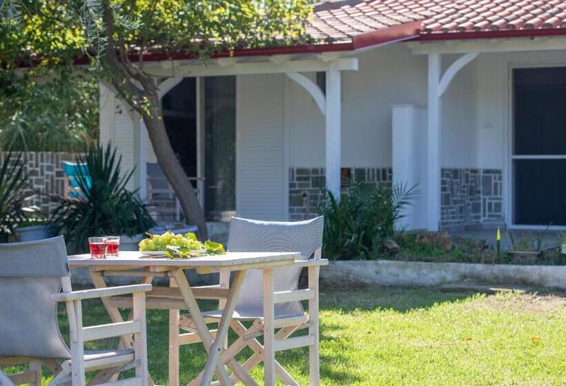 Бунгало Стандарт Вид на Сад, Villa Maria