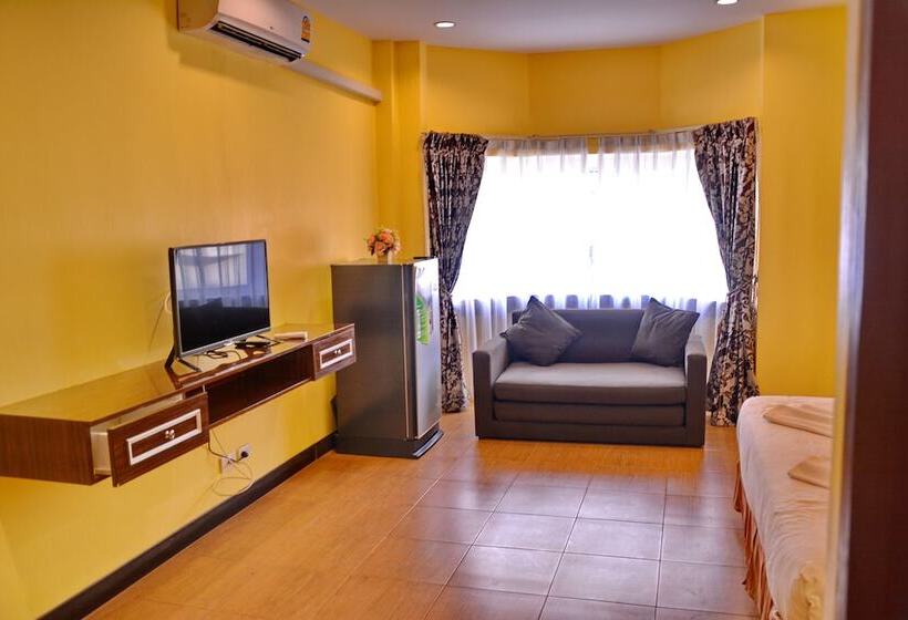 Номер Deluxe, Taj Place Residency