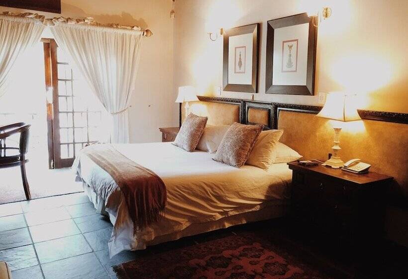 이그제큐티브 스위트, Coral Tree Inn