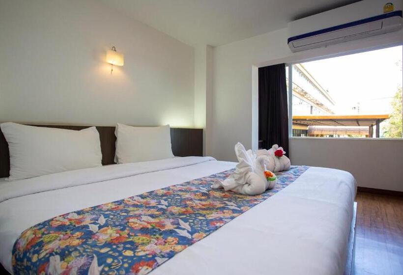 Номер Superior Кровать Кинг, Sea Paradise Hotel Sattahip