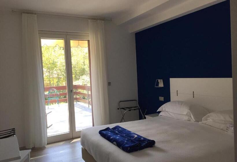 Superior Room with Terrace, Arli Hotel Hideaway Punta Ala   Adults Only