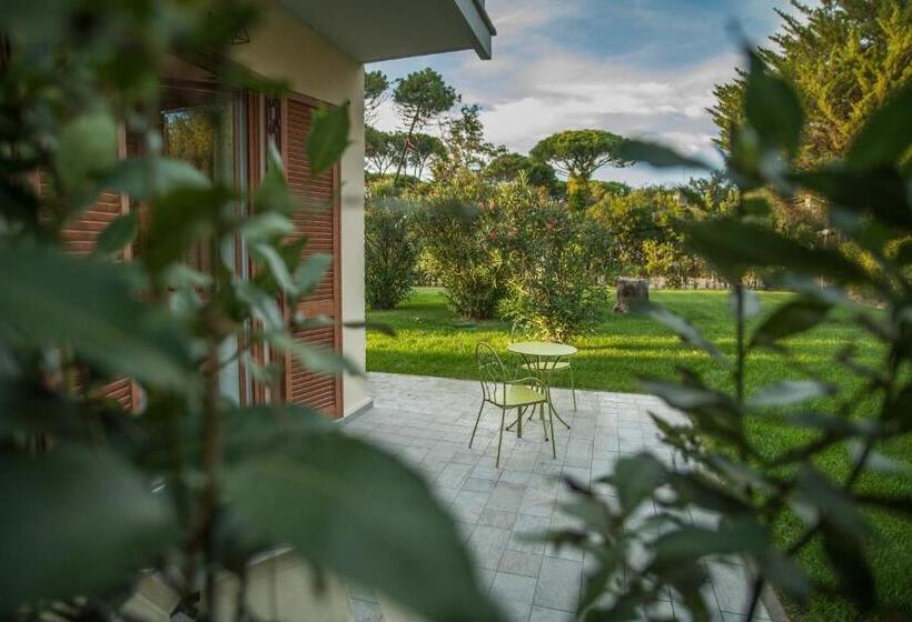 اتاق استاندارد با چشم‌انداز باغ, Arli Hotel Hideaway Punta Ala   Adults Only