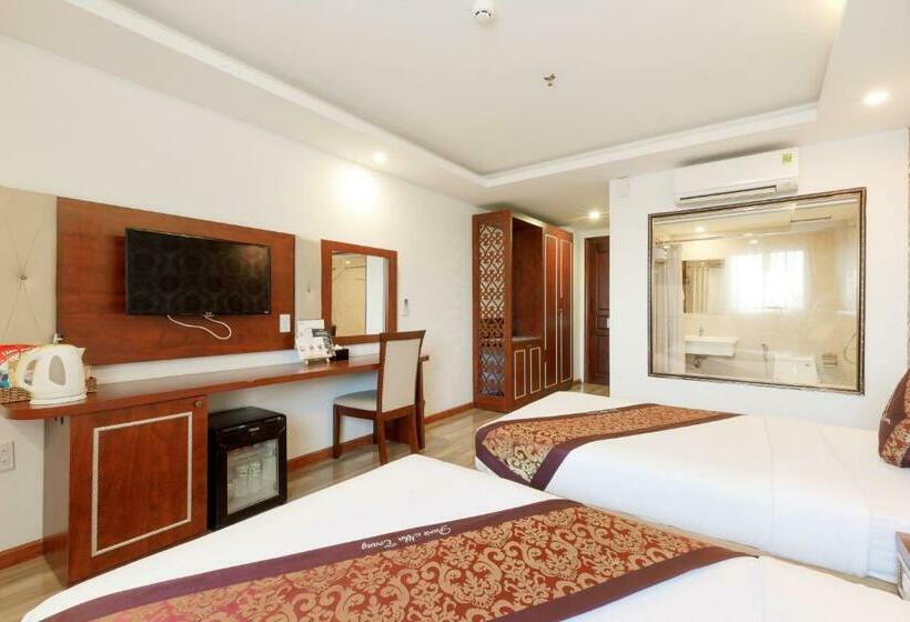اتاق لوکس با چشم‌انداز شهر, Paris Hotel & Apartment Nha Trang