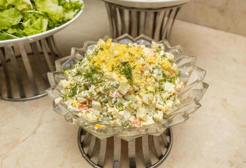 اتاق لوکس با چشم‌انداز دریا, Paris Hotel & Apartment Nha Trang